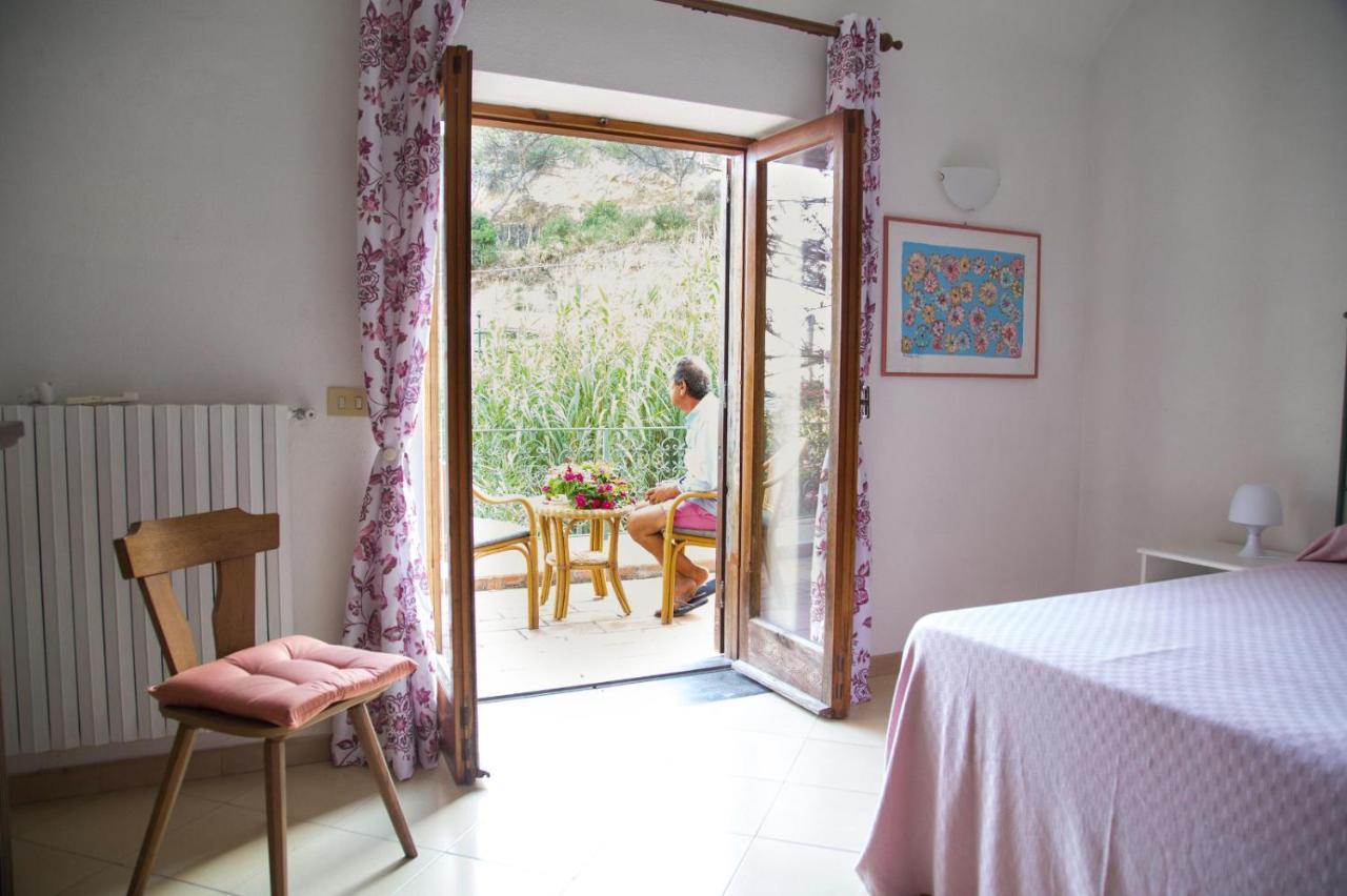 Villa Paradiso Sant'Angelo  Eksteriør billede