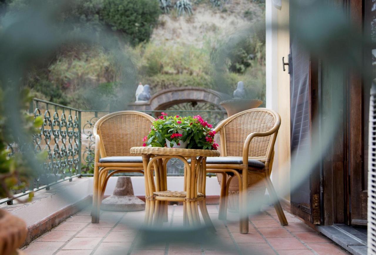 Villa Paradiso Sant'Angelo  Eksteriør billede